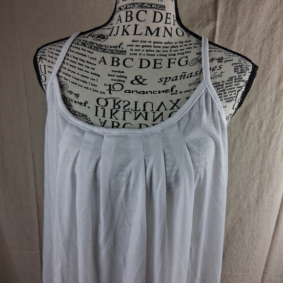 UVN XL Spaghetti Strap Top - Picture 3 of 5